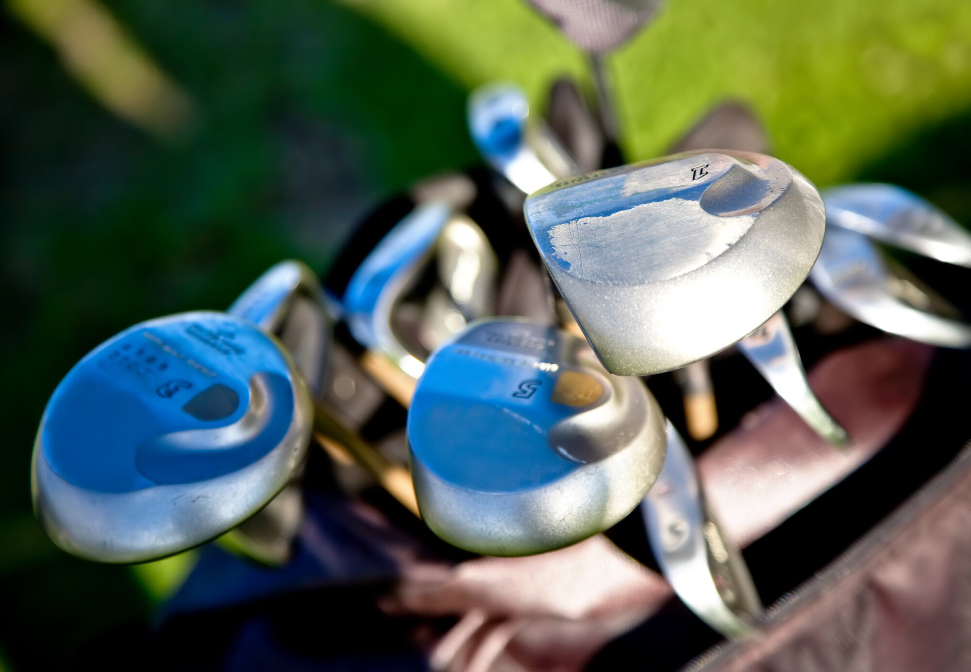 How To Arrange Golf Clubs in a Bag
